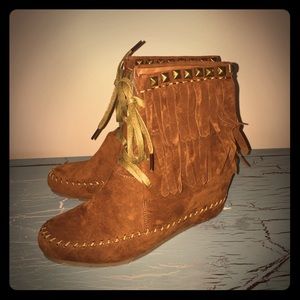 Bamboo Mocassin Wedges